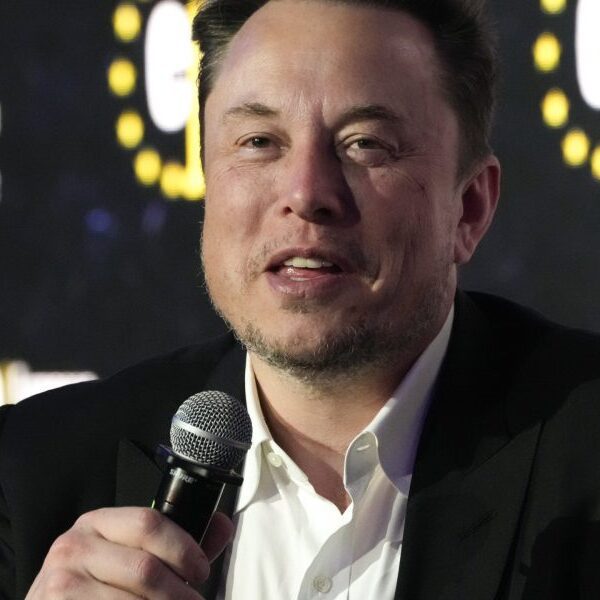 Elon Musk ordered to testify in SEC probe of Twitter takeover