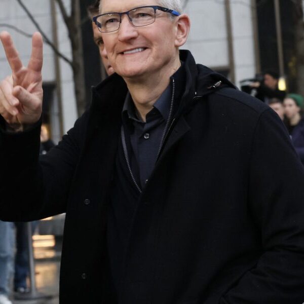 Tim Cook dinner needs to make ‘spatial computing’ a family time period…