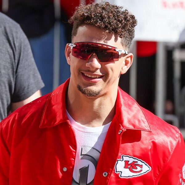 Patrick Mahomes has 1 request as NFL Scouting Mix protection kicks off