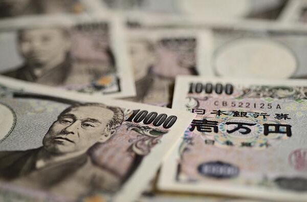 Yen Softens as Senior BoJ Official Favours a Cautious Exit from Adverse…