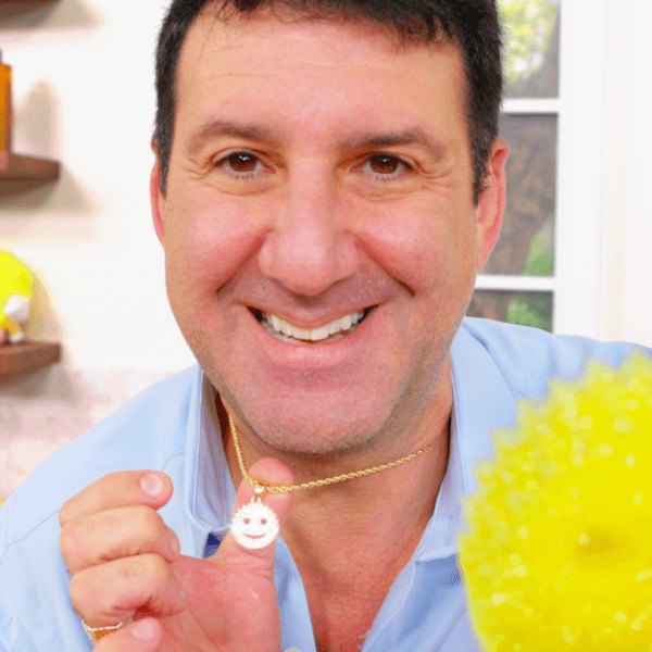 Scrub Daddy success story: from rejection to Shark Tank