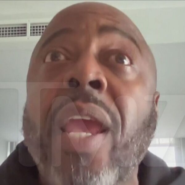 Donnell Rawlings Defends Snigger Manufacturing unit Showdown With Corey Holcomb
