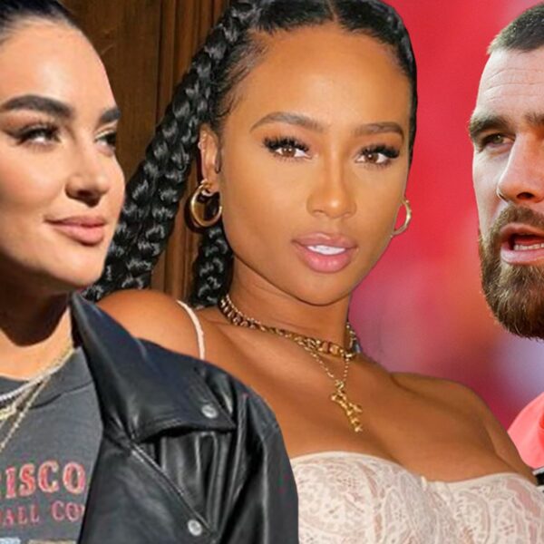 Travis Kelce’s Ex Kayla Nicole Events with 49ers WAGs in Las Vegas