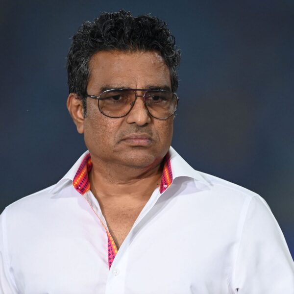 “Crawley’s wicket was the turning point” – Sanjay Manjrekar credit Kuldeep Yadav…