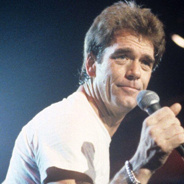 Huey Lewis ‘Memba Him?!