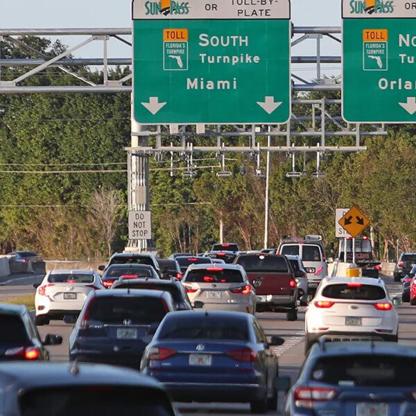Florida legislature passes ban on left-lane driving