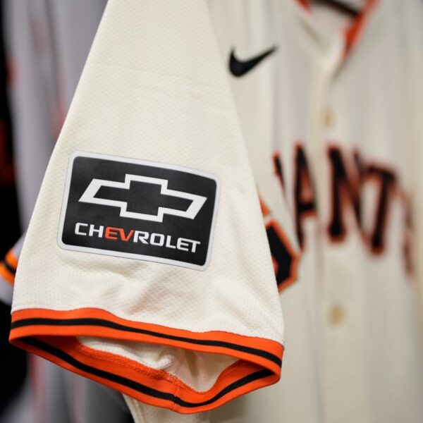 San Francisco Giants exchange Cruise self-driving automotive uniform patch with one other…