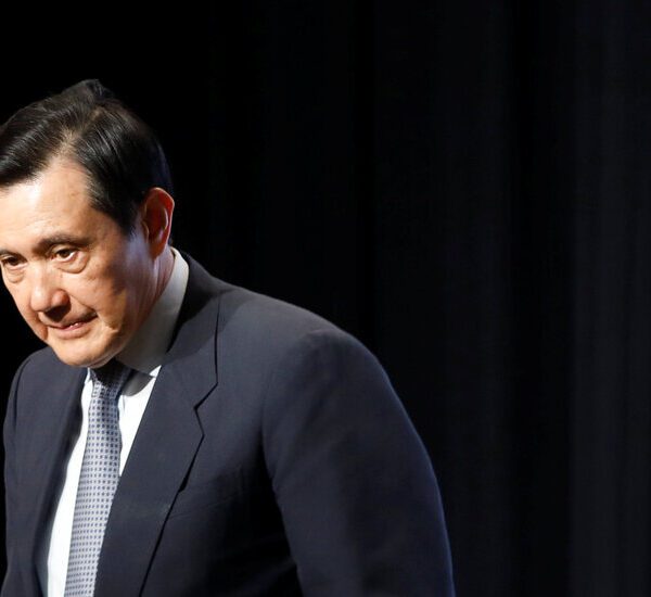 Former Taiwan President Ma Ying-jeou to Go to China