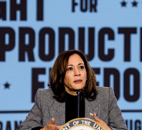 Kamala Harris Will Go to Abortion Clinic, in Historic First