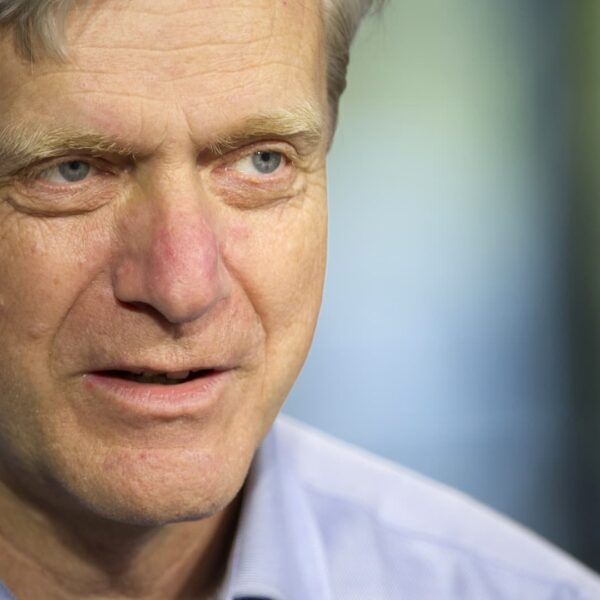 SEC costs Arista co-founder Andy Bechtolsheim with insider buying and selling