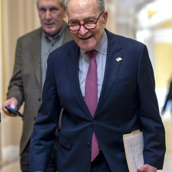 Senate clears spending payments package deal, averting shutdown