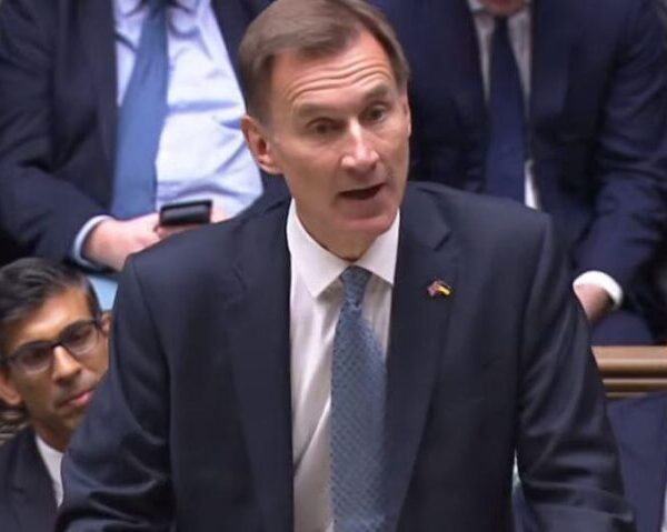 Jeremy Hunt Stresses Continuation of Free Childcare Plan Amid Considerations – Investorempires.com