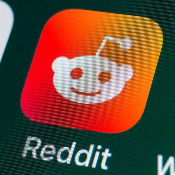 Reddit is making it simpler to navigate conversations on its cellular apps