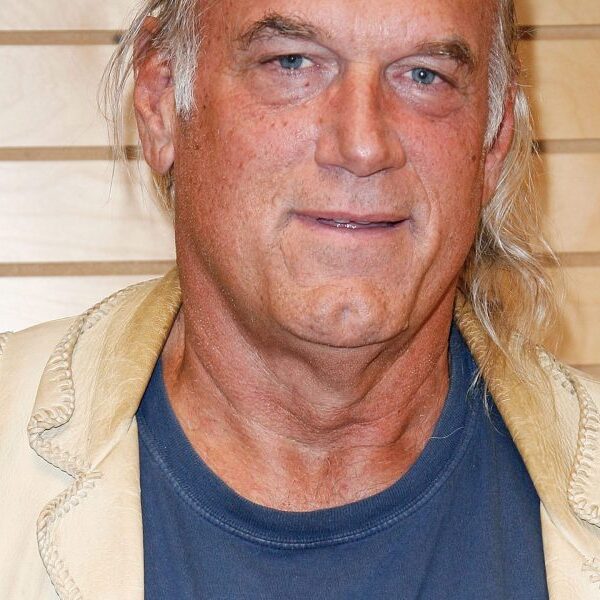 Former Minnesota governor Jesse Ventura joins forces with bakery to launch his…