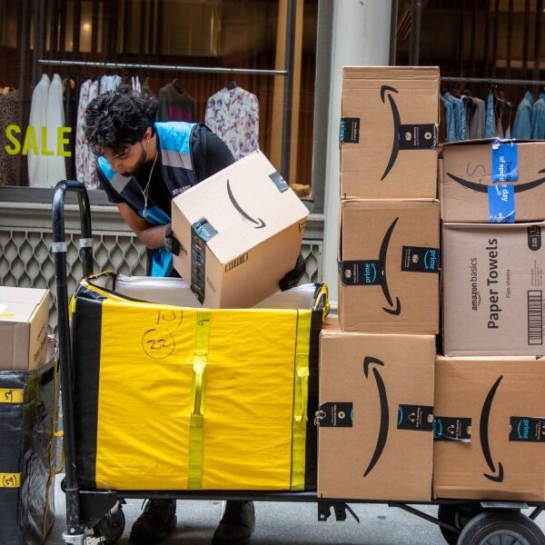 Amazon pronounces Huge Spring Sale