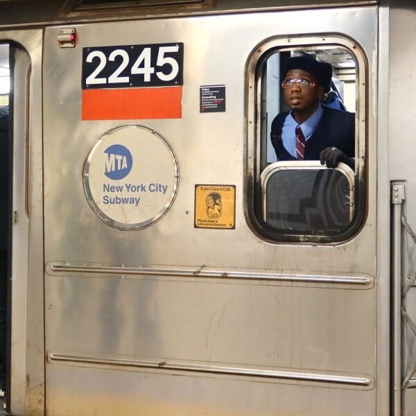 NYC subway floor to a halt after prepare conductor acquired slashed within…