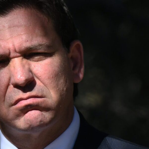 Florida Gov. Ron DeSantis vetoes social media ban for teenagers in TikTok…