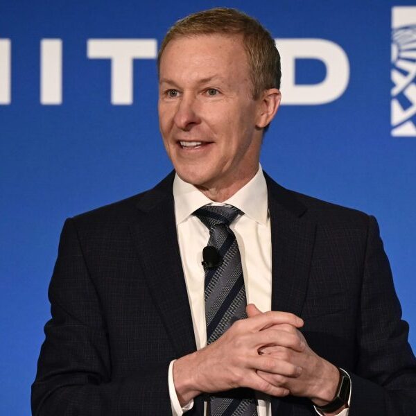 United CEO speaks out on Boeing, says 5 incidents in a month…