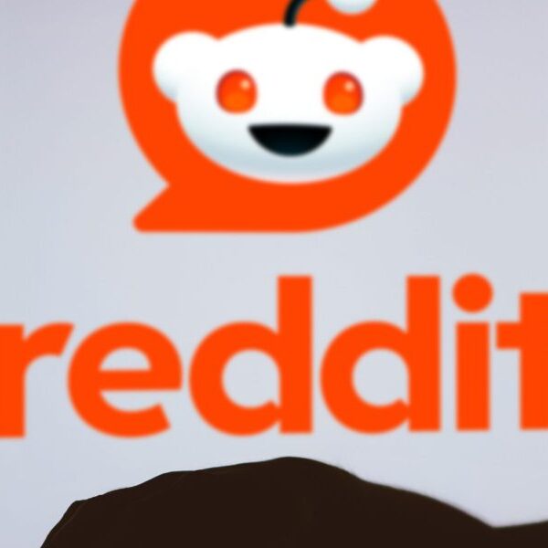 Reddit eyes a $6.5 billion valuation for its deliberate IPO—properly wanting its…