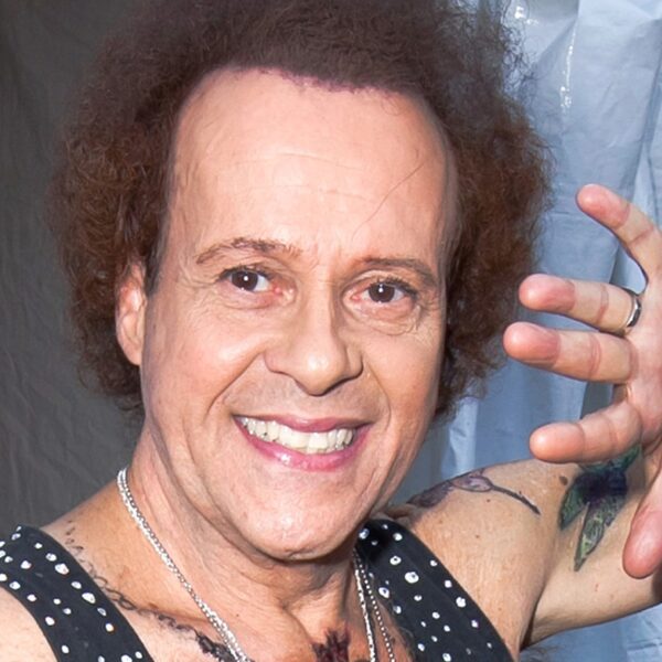 Richard Simmons Clarifies He is Not Actually Dying After Sparking Concern