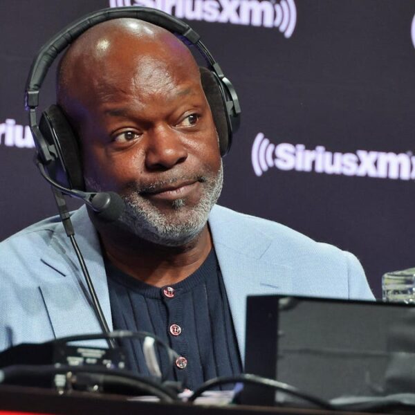 When Emmitt Smith talks about race, folks ought to pay attention