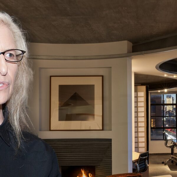Annie Leibovitz’s Finds Purchaser for NYC Apartment, Doubled As Her Studio