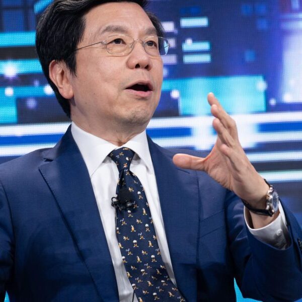 Main China VC Kai-Fu Lee warns an investor reckoning is coming for…