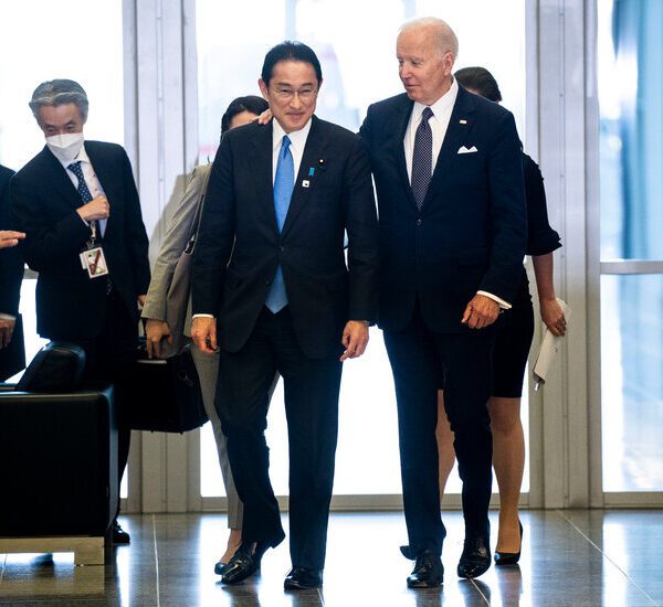 Japan and US Search to Strengthen Ties as Kishida Visits