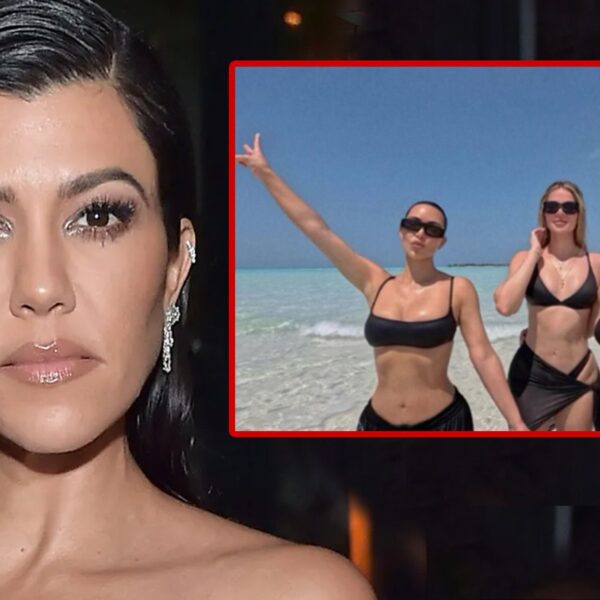 Kourtney Kardashian Defends Put up-Child Physique From Troll on forty fifth Birthday