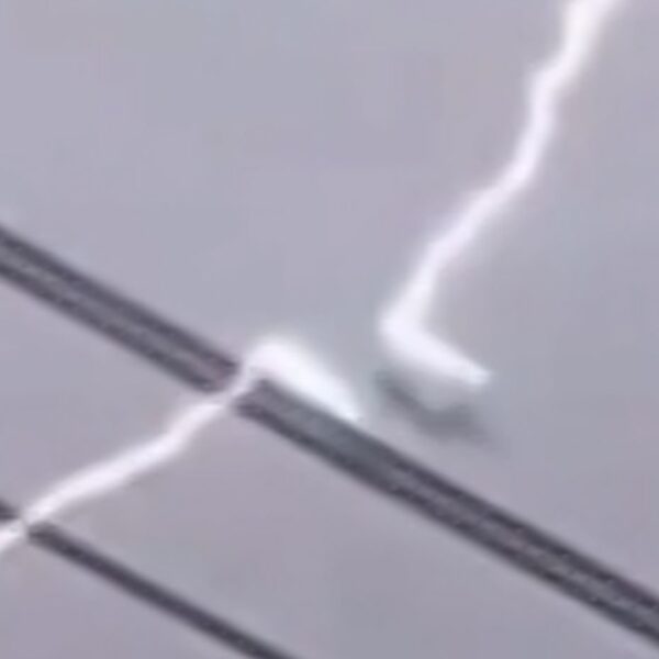 Airplane Struck by Lightning Throughout Heavy Storm in Northern California