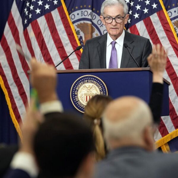 Fed charge cuts: Prime economist says no easing this 12 months