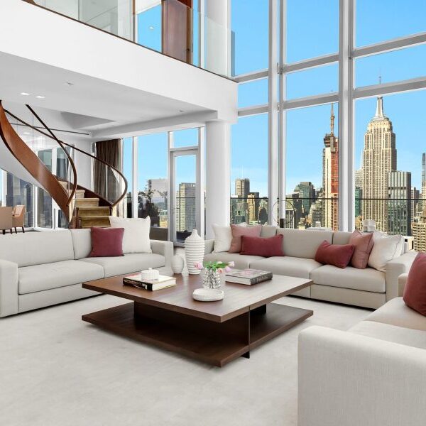 Why billionaire Rupert Murdoch can’t promote his Manhattan penthouse
