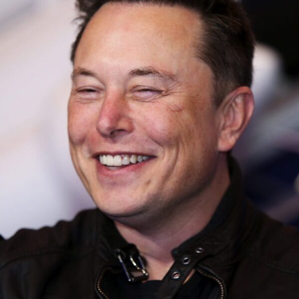 Elon Musk desires $45 billion however the firm has shed $700 billion…