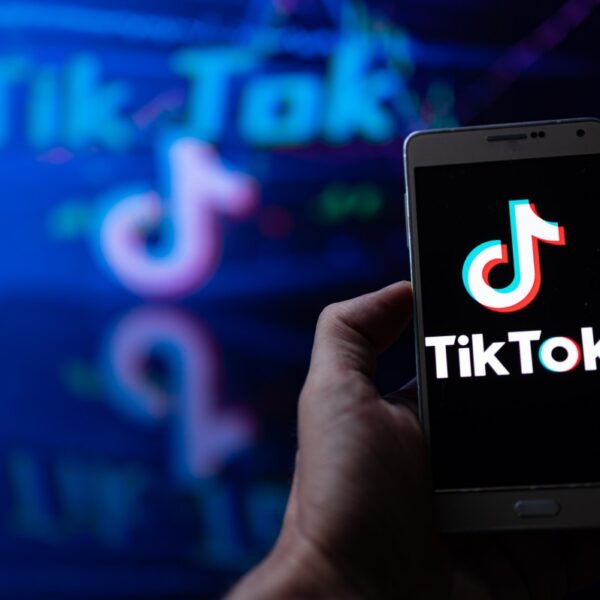 So are we banning TikTok or what? Additionally: Can an influencer actually…