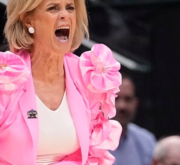 LSU’s Kim Mulkey Courts Controversy in Type