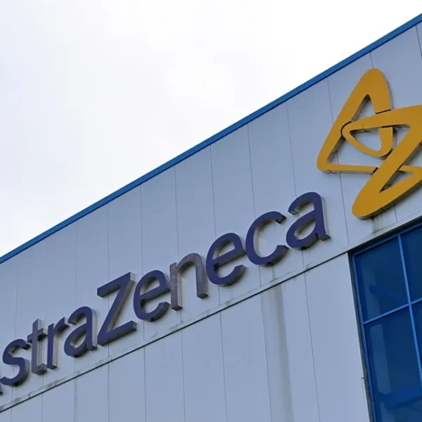 AstraZeneca Lastly Admits in Court docket Paperwork Its COVID-19 Vaccine Can Trigger…