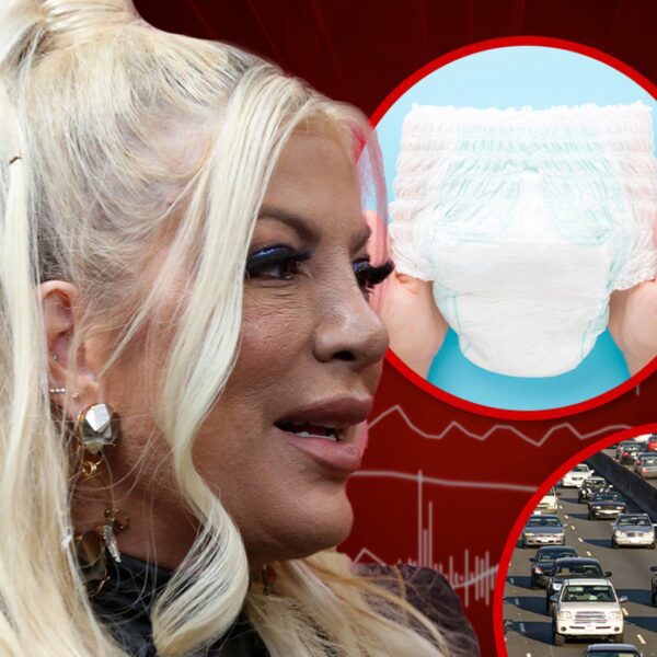 Tori Spelling Reveals She Put On Diaper, Peed Her Pants Whereas In…