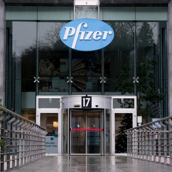 Pfizer: The Market Is Flawed (NYSE:PFE)