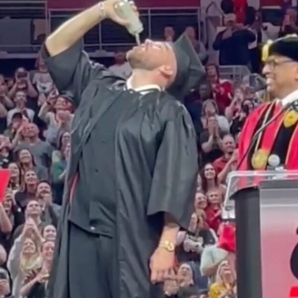 Chiefs Star Travis Kelce Chugs and Slams Beer on Stage After Receiving…
