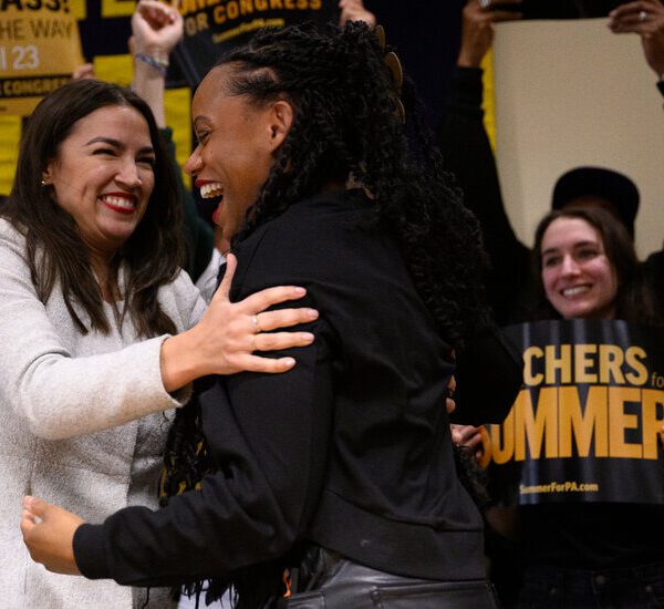 Ocasio-Cortez and Others Rally With Summer time Lee Forward of Major