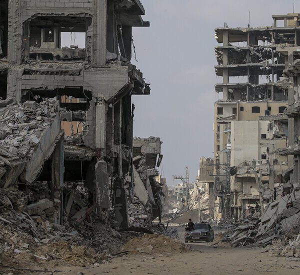 Israeli Officials Weigh Sharing Power With Arab States in Postwar Gaza