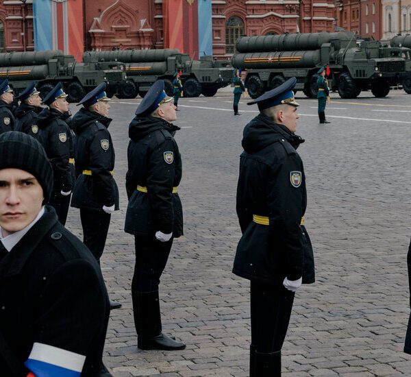 At Russia’s Victory Day Parade, Putin Keeps Ukraine within the Distance