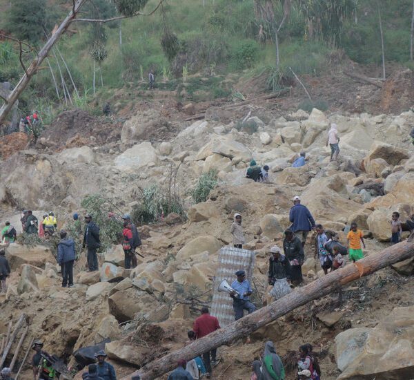 Papua New Guinea Landslide Has Buried 2,000 People, Officials Say