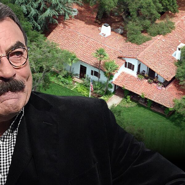Tom Selleck Says He Might Lose His Ranch When ‘Blue Bloods’ Goes…