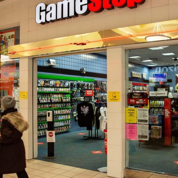 GameStop inventory quick sellers see positive aspects flip to $1.4 billion loss
