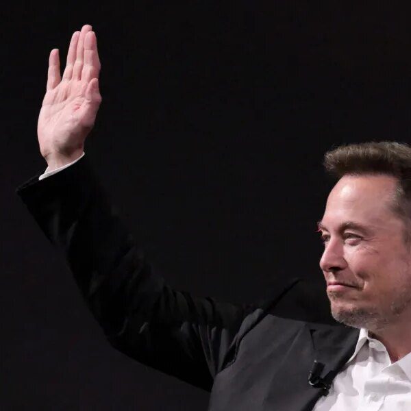 Elon Musk urges Warren Buffett to purchase a stake in Tesla—‘it’s an…