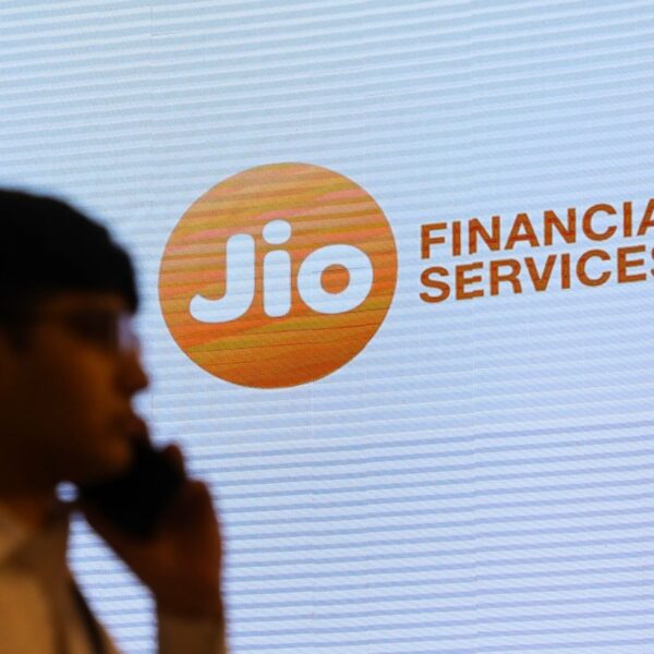 Jio Financial unit to purchase $4.32B of telecom gear from Reliance Retail