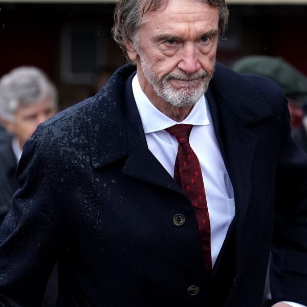 Email woes trigger billionaire Jim Ratcliffe to mandate Manchester United workers again…