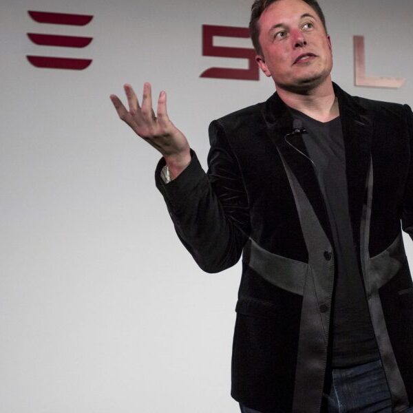 Elon Musk’s Tesla quietly slashed over 3,400 job postings, leaving simply 3…