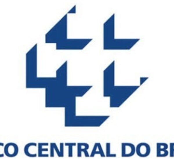 Brazil's central financial institution cuts its charge by 25bp